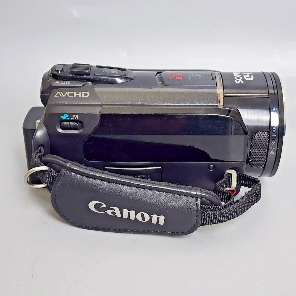 Canon VIXIA HF S200 Flash Memory Camcorder - Renewed